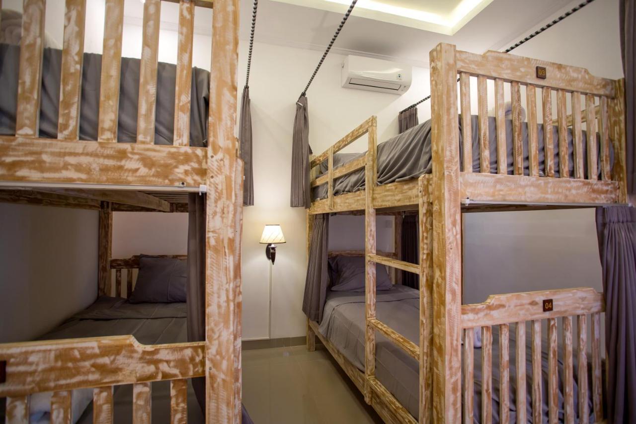Seven Angels Villa And Hostel Toyapakeh Екстер'єр фото