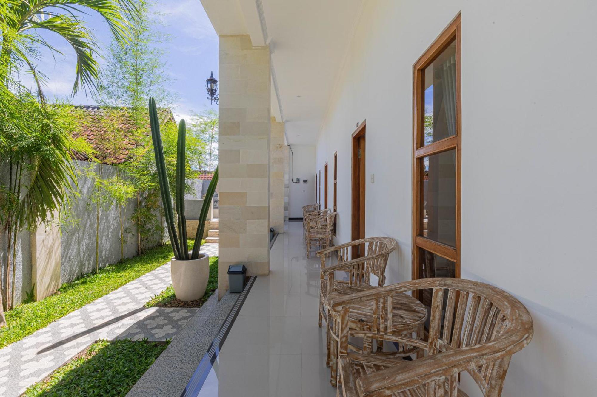 Seven Angels Villa And Hostel Toyapakeh Екстер'єр фото
