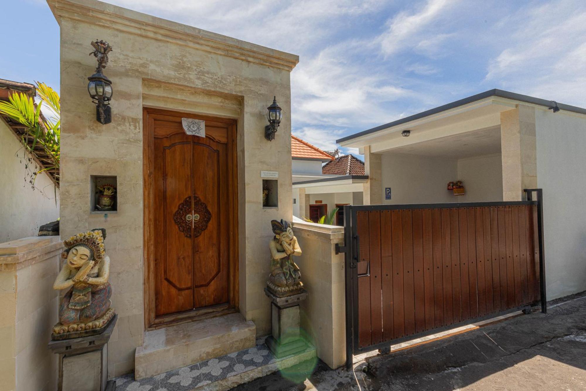 Seven Angels Villa And Hostel Toyapakeh Екстер'єр фото