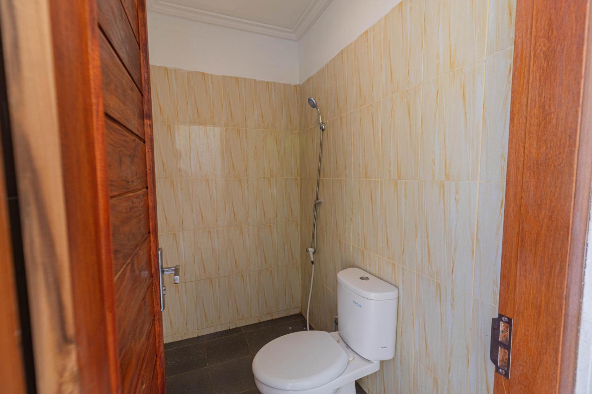 Seven Angels Villa And Hostel Toyapakeh Екстер'єр фото