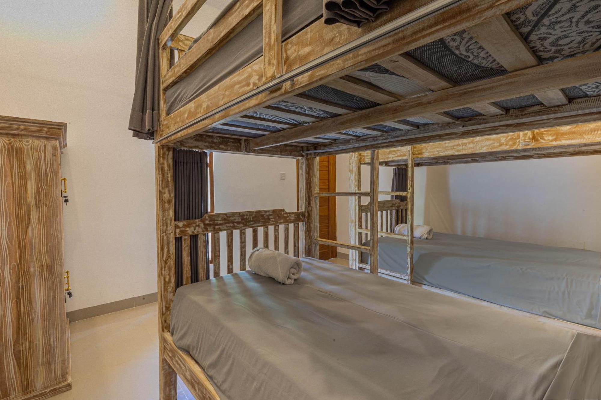Seven Angels Villa And Hostel Toyapakeh Екстер'єр фото